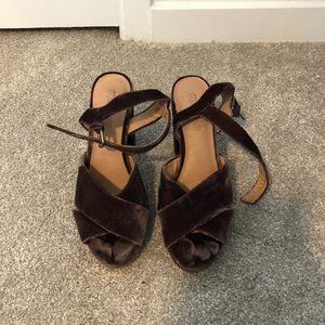 Madewell velvet heels